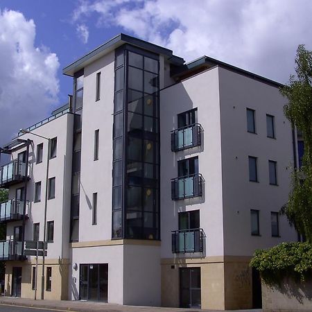 Cheltenham Plaza Apartments Ashchurch Ngoại thất bức ảnh