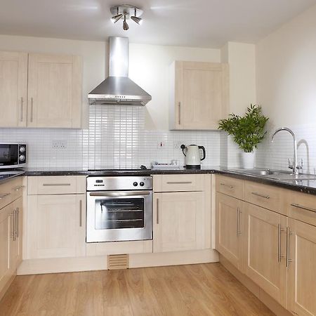 Cheltenham Plaza Apartments Ashchurch Ngoại thất bức ảnh